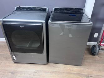 Whirlpool Cabrio High-Efficiency Washer & Dryer Set - Chrome Shadow