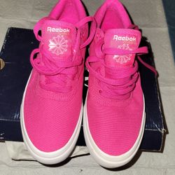 Reebok Tennis Shoes 