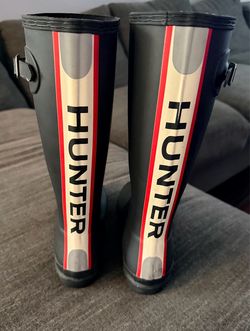 Hunter Rain Boots (big kids size 5)