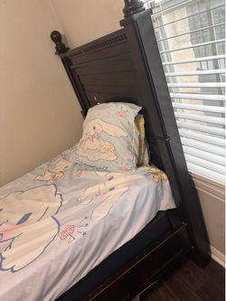 Twin size bed with mattress