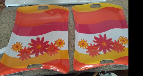 Set trays