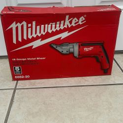 MILWAUKEE 18 GAUGE METAL SHEAR 