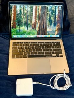 Selling 2020 MacBook Air 13-inch - Intel i3, 8GB RAM 250GB SSD (AS IS)