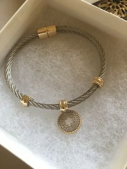 Steinless Steele cable bracelet