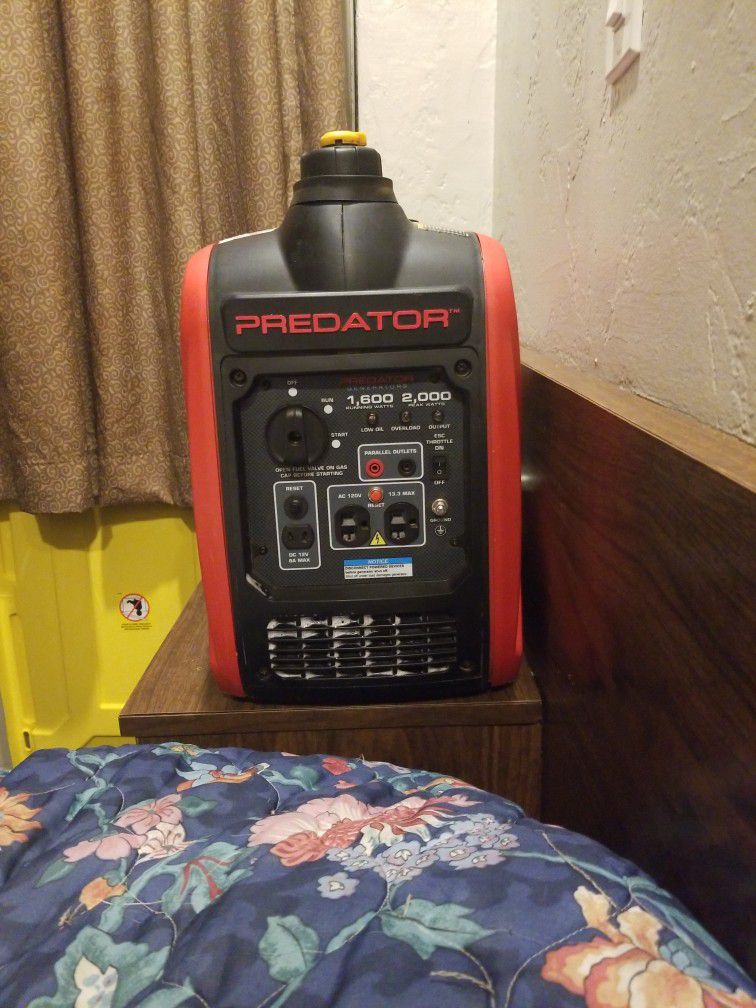 Predator 2000 Generator  Like New 