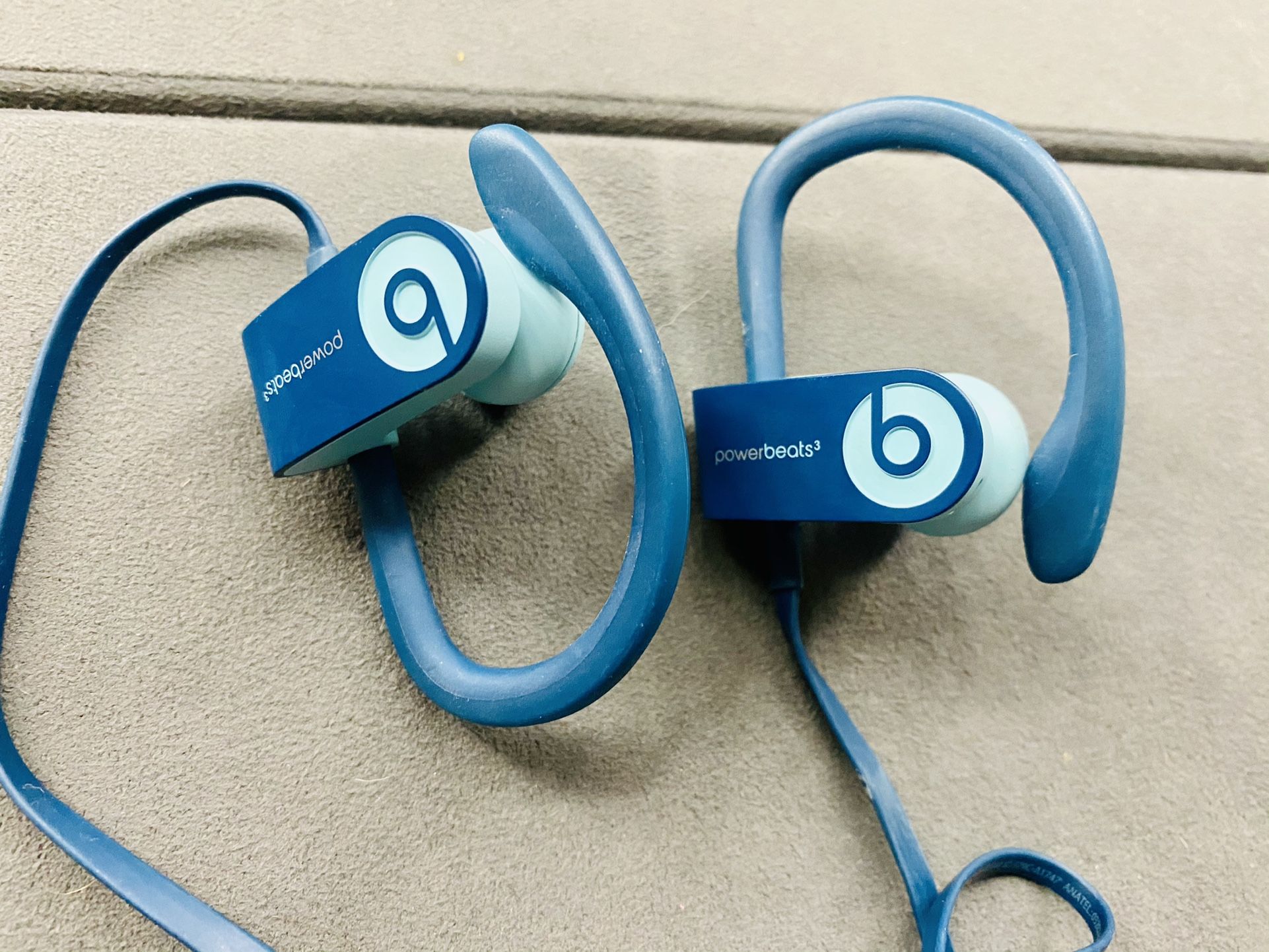 Powerbeats Wireless