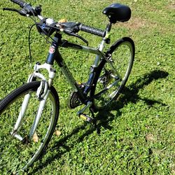 Schwinn 21 Speed Hybrid Bike