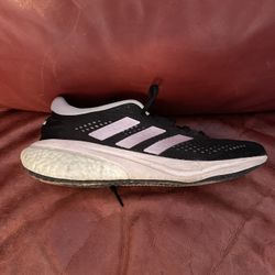 Women’s Adidas Tennis Shoes
