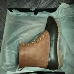London Fog Duck Boots
