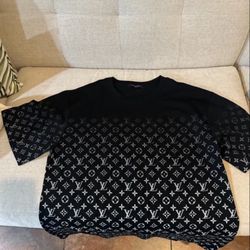 Louis vuitton shirt size Large