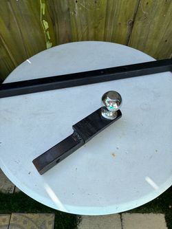 Trailer Hitch Ball Mount with Chrome Ball