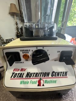 VITAMIX Total Nutrition Center Blender VM0103- various speed with