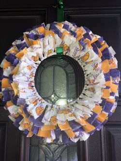 Lakers Wreath