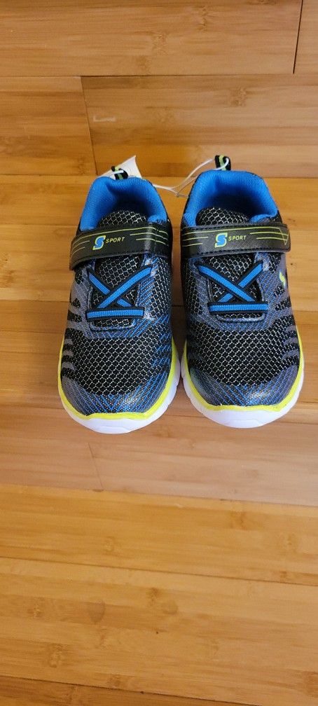 Brand new boys sneakers size 12