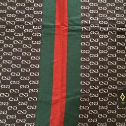 BRAND NEW SCARF UNISEX, Great For Christmas Gift