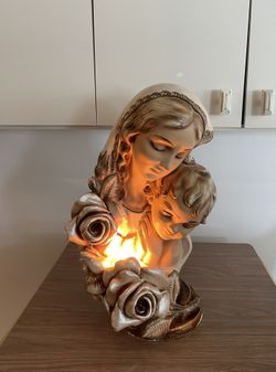 Vintage Chalkware Lamp