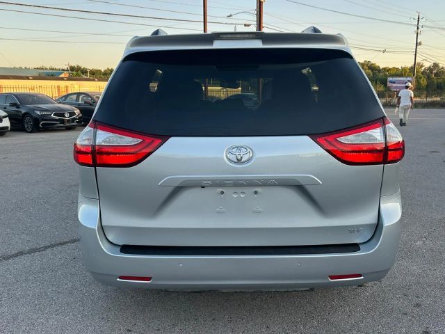 2019 Toyota Sienna