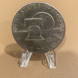 Clad - IKE Dollar Coin - 1976