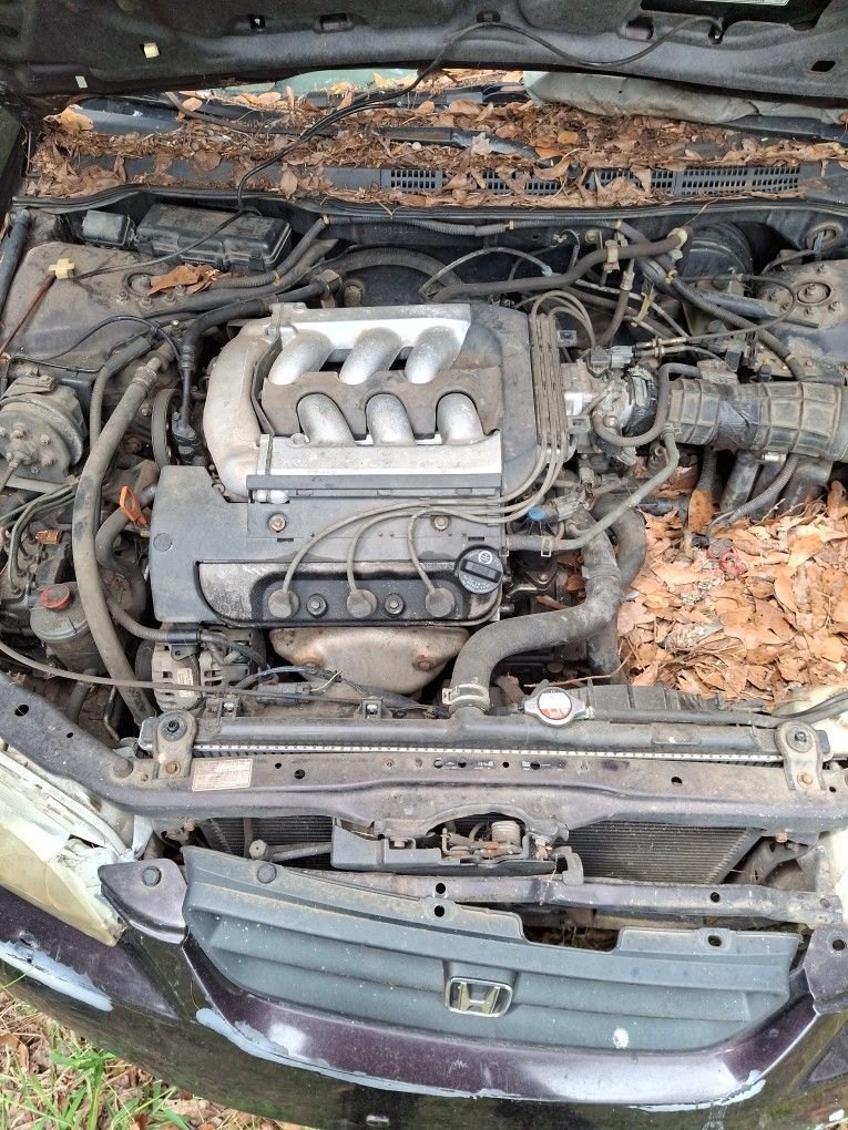 3.0 L V6 MOTOR AND TRANS