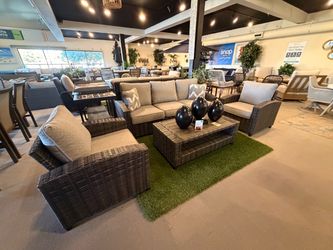 4pc Outdoor Wicker Patio Furniture Set
