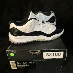 Jordan 11 Low Iridescent  Size 3Y