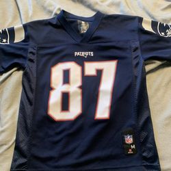 Youth Medium(10-12) Rob Gronkowski #87, New England Patriots NFL Team Apparel Home Jersey. Like New!