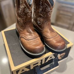 Women’s Ariat Fatbaby Leather Boots US 10