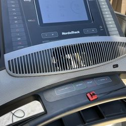 Nordictrac Treadmill GREAT CONDITION 