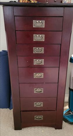 8 drawer jewelry armoir