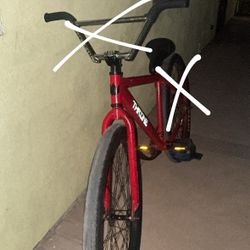 Throne goon (Read disc)