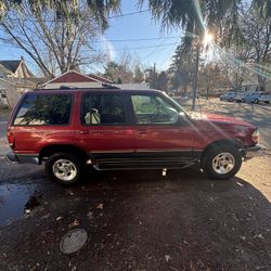 1998 Ford Explorer