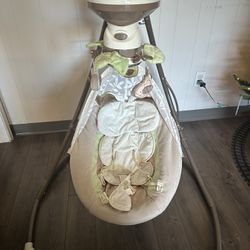 Fisher Price Sweet Surroundings Cradle ‘n Swing