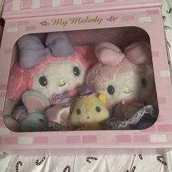 Sanrio Plush Set
