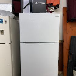 Refrigerator By Insignia