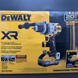 DEWALT 20V XR  Cordless Hammer Drill Kit