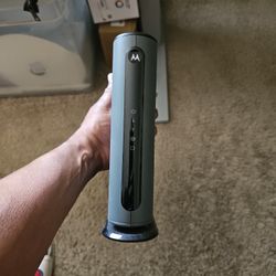 Motorola MB8611 Cable Modem