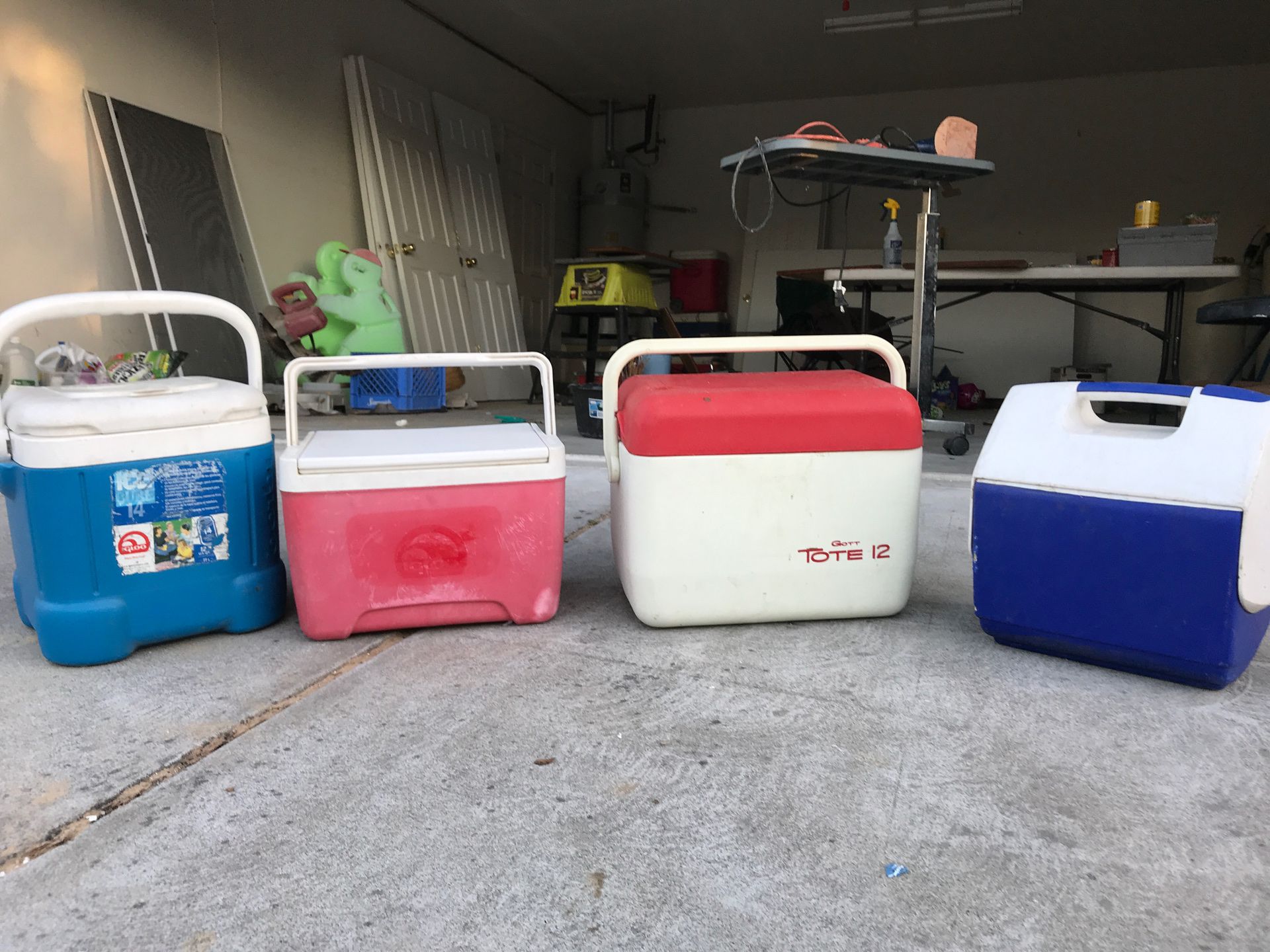 Small cooler lunch box