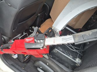 Milwaukee chainsaw