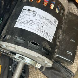 Motor Lift master