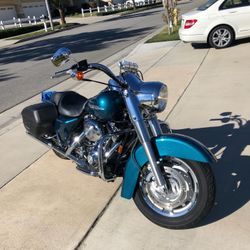 2004 Harley Road King