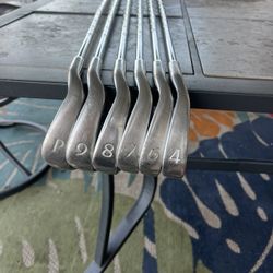 Tour Model 2 Iron Set (4, 6-P)