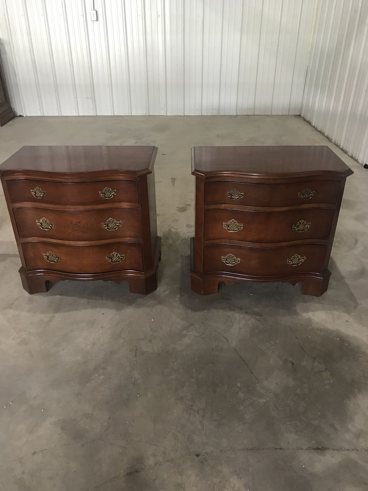 Pair of Pennsylvania House Cherry Nightstands