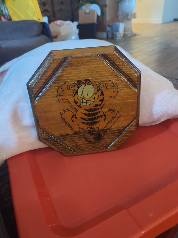 Garfield Picture Frame