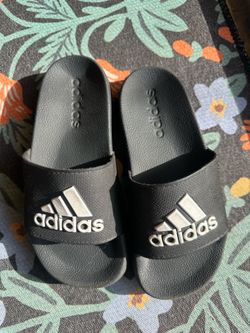 Boys Adidas slides size 13