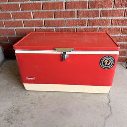 Vintage Coleman cooler - Made in the USA