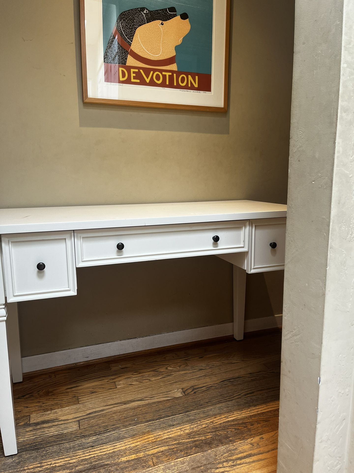 Pottery Barn Vanity Table