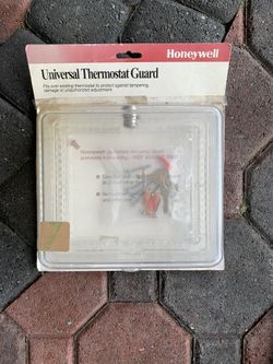 Thermostat guard