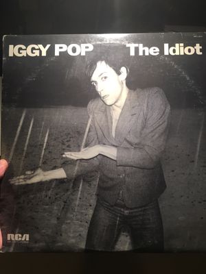 Photo Iggy Pop- The Idiot vintage Vinyl album.