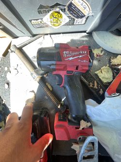 1/2” Pin Detent Mid-Torque Impact Wrench