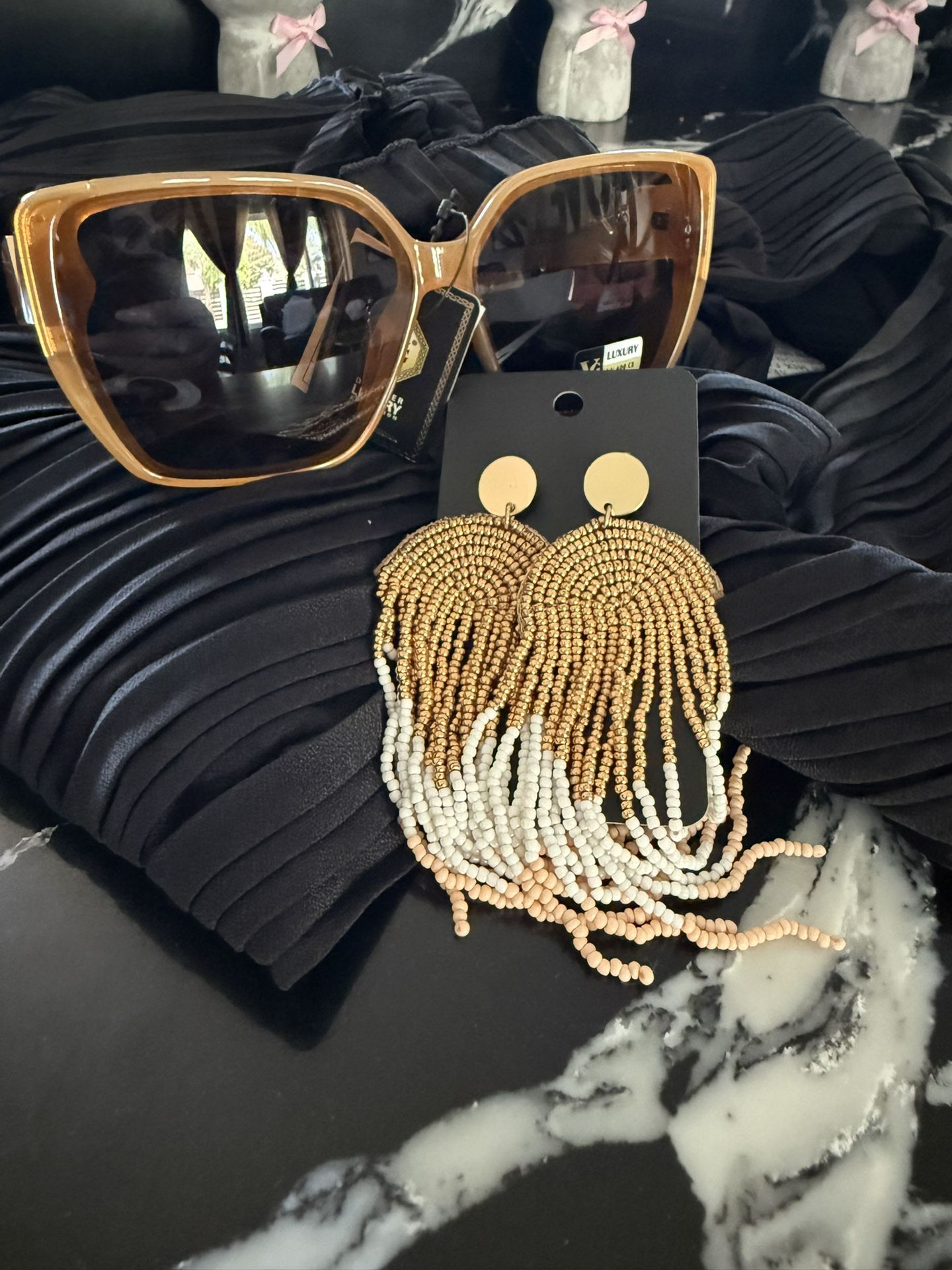 New Set Sunglasses & Earrings